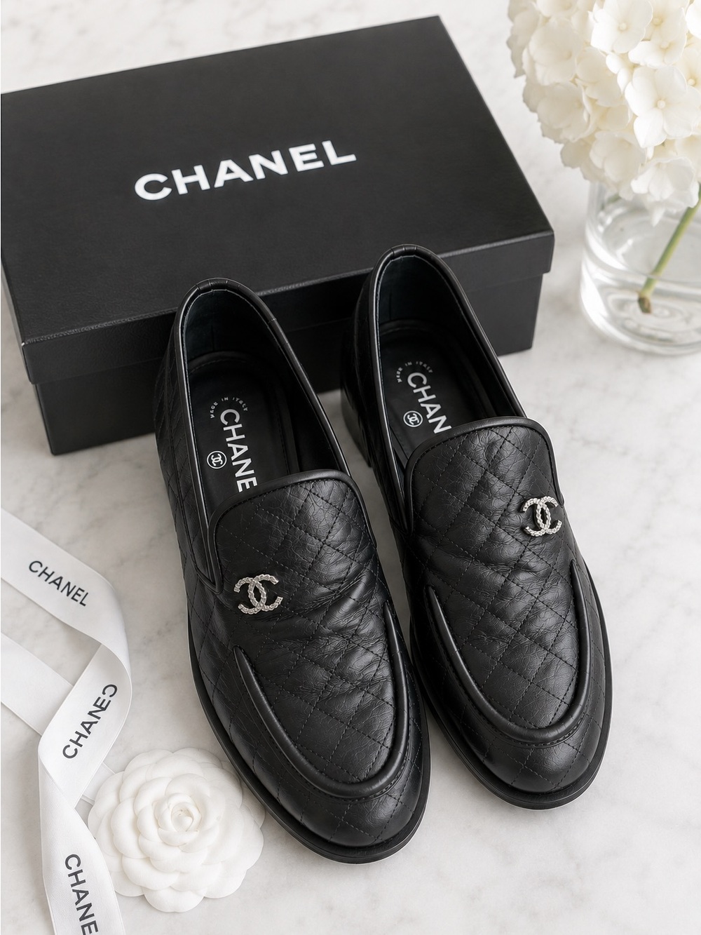 CHANEL Black Quilted Calfskin Leather Loafers CC Logo Size 38.5 US 8.5 Shoes